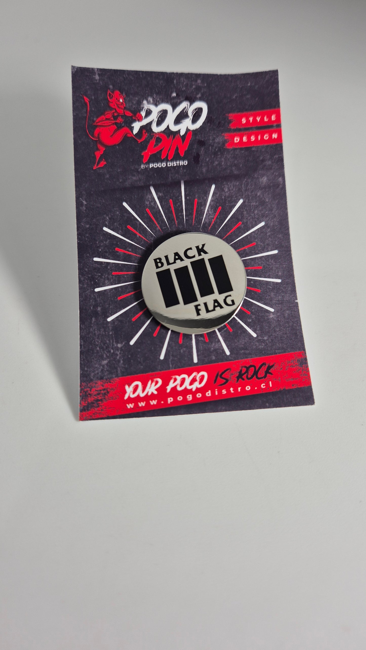 Pin Black Flag
